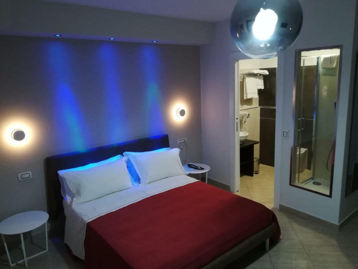 Sonevi Rooms Nápoles Exterior foto