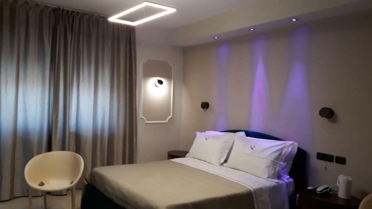 Sonevi Rooms Nápoles Exterior foto